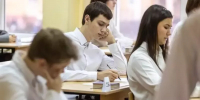Вячеслав Гладков: 5774 белгородских школьника успешно написали итоговые сочинения - Сетевое издание Газета-Заря 31